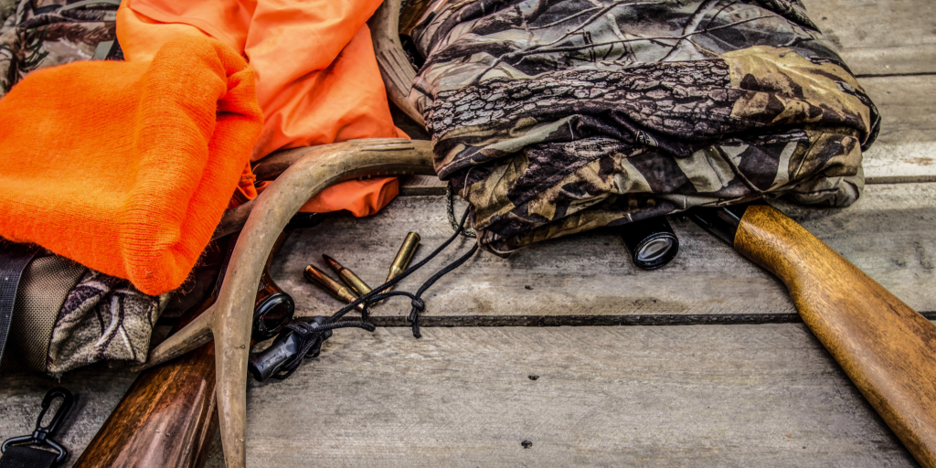 Deer Hunting Packing List background
